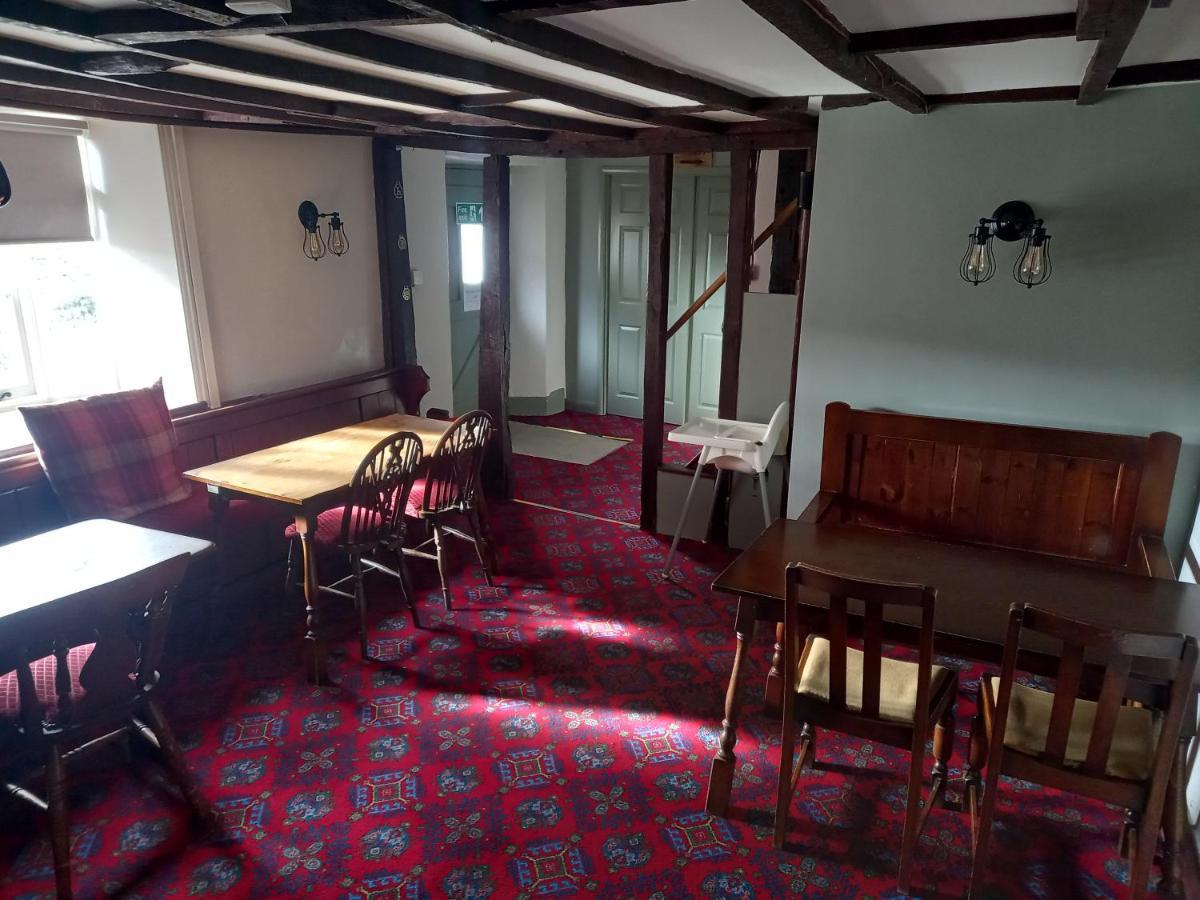 The Crown Inn Wentnor Экстерьер фото