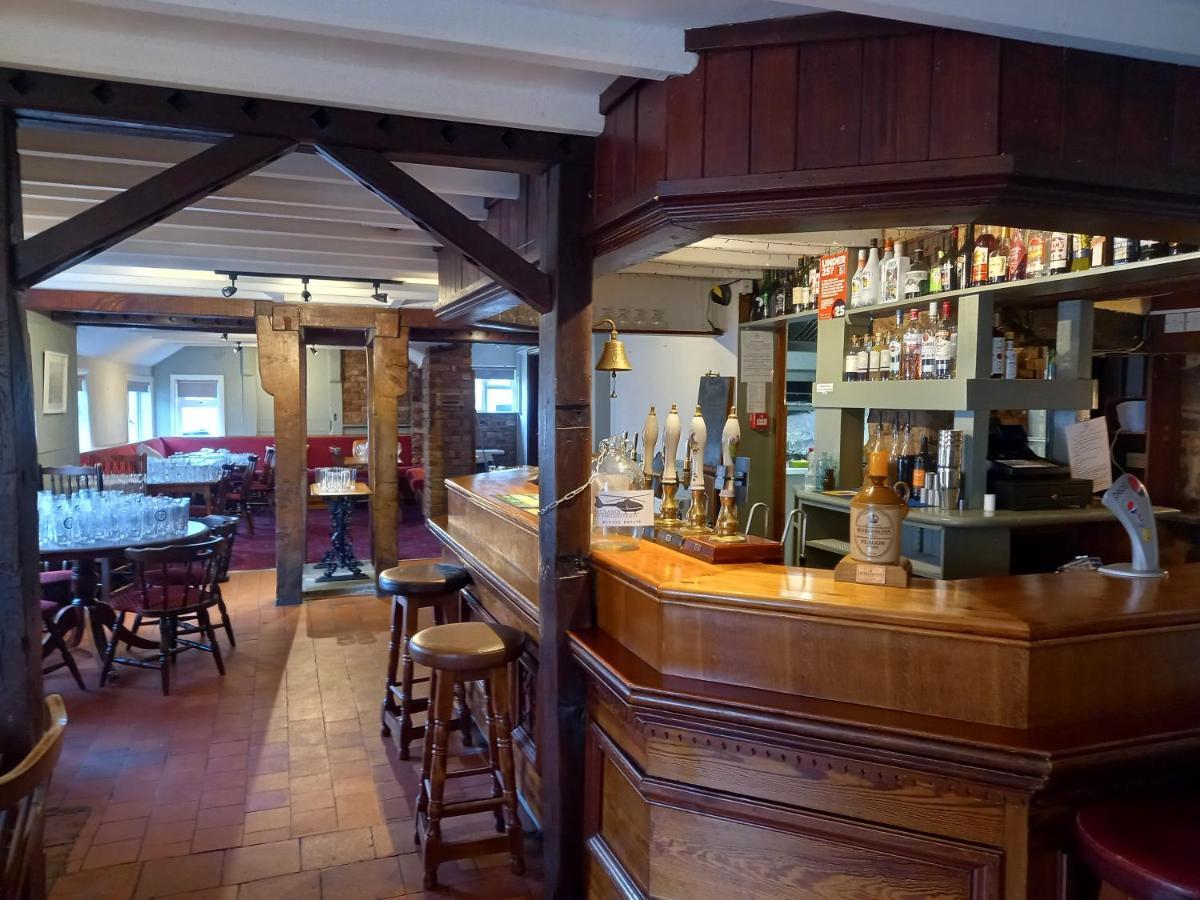 The Crown Inn Wentnor Экстерьер фото
