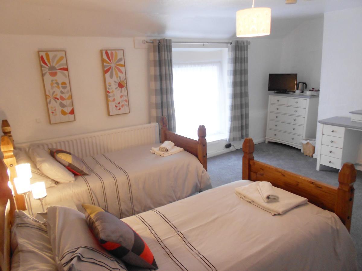 The Crown Inn Wentnor Экстерьер фото