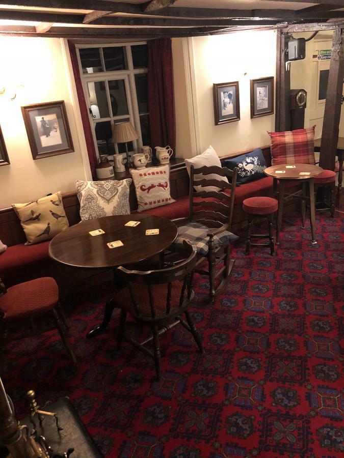 The Crown Inn Wentnor Экстерьер фото